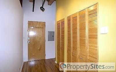 2nd image of 2310 S Canal St Unit 404