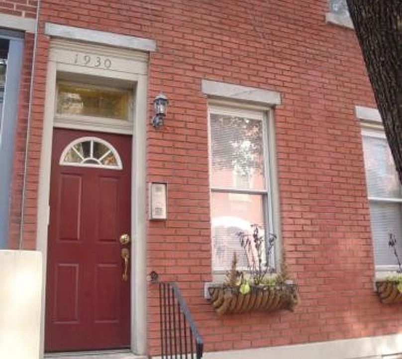 1st image of 1930 Bainbridge St #8615511