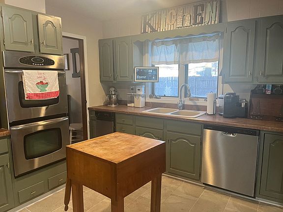 5th image of 2501 Country Club Dr
