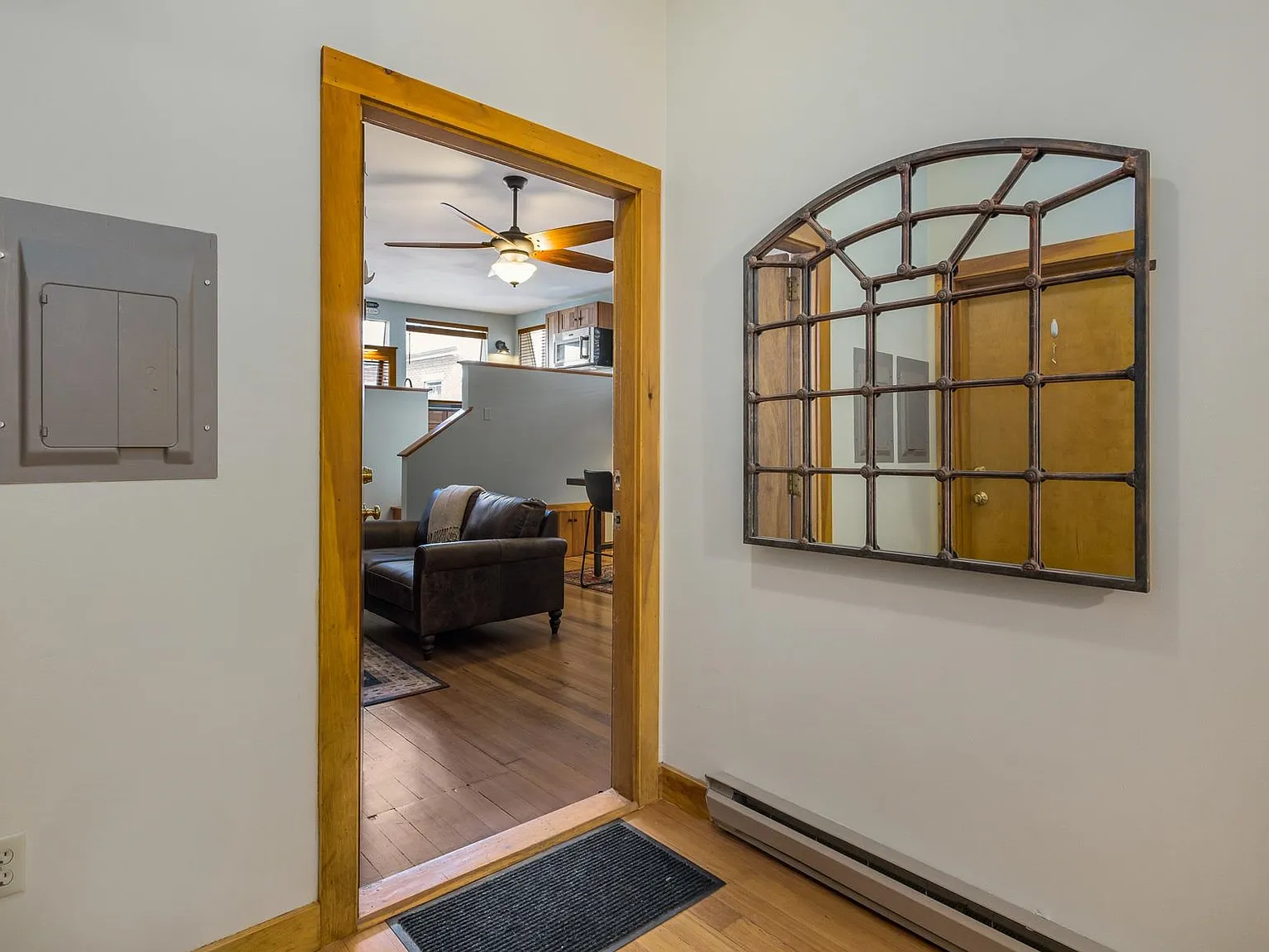 1 bed, 1.0 bath, 720 sqft, $3,200 — Photo 3