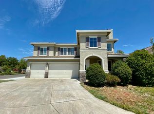6201 Purple Finch Ct, Elk Grove, CA 95757