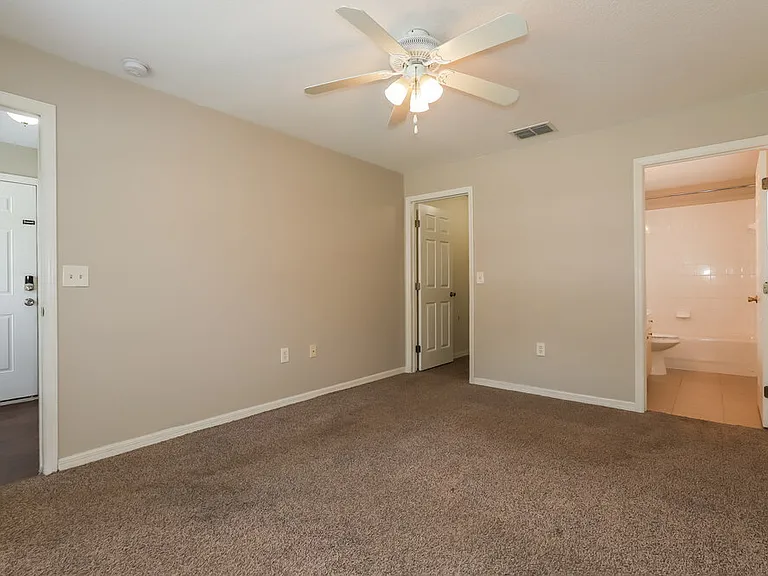 10326 Summerview Cir — Photo 9