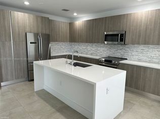 6821 NW 103rd Ave #6821, Miami, FL 33178