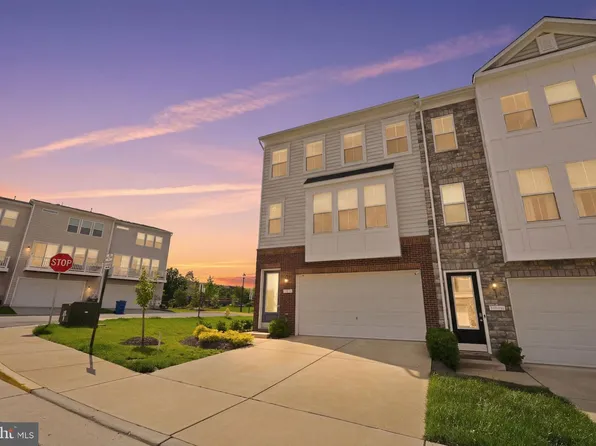 5050 Melissa Pl, Woodbridge, VA 22192