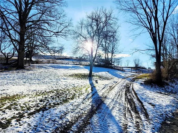 46267 Township Road 47d, Coshocton, OH 43812