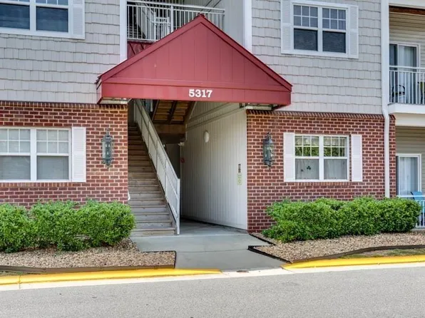 5317 Warminster Dr, Virginia Beach, VA 23455