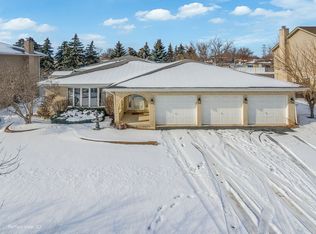 15542 Innsbrook Dr, Orland Park, IL 60462