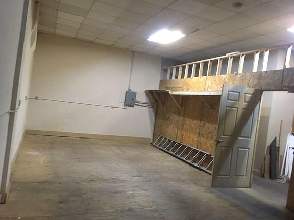 4th image of 3620 W Lawrence Ave