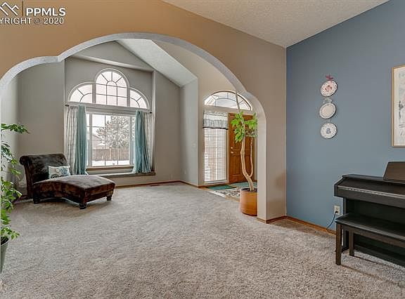 4th image of 8591 Candleflower Cir