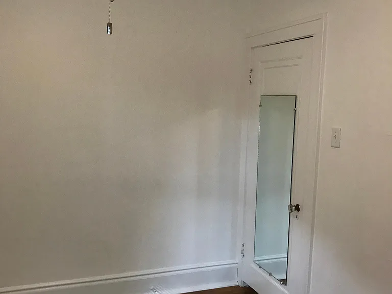 SW bedroom