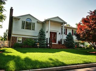 197 Lafayette Ave, Westwood, NJ 07675