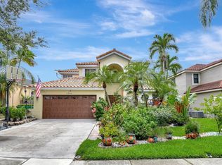 2811 Montevideo Avenue, Hollywood, FL 33026