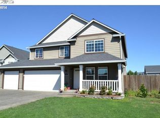 672 Marty Loop, Woodland, WA 98674