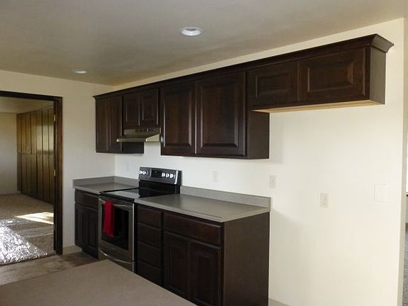 4th image of 1021 S Dawes St