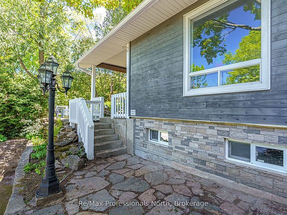 4th image of 237 Musquash Rd