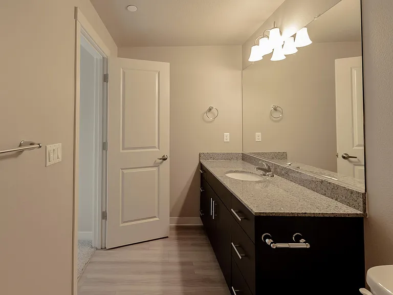 Abbey Creek Apartments — Photo 32