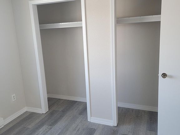 4th image of 400 E 5th St #1