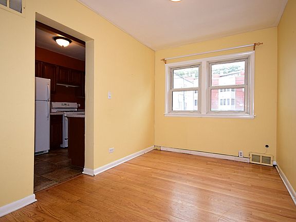 5th image of 231 S Maple Ave APT C