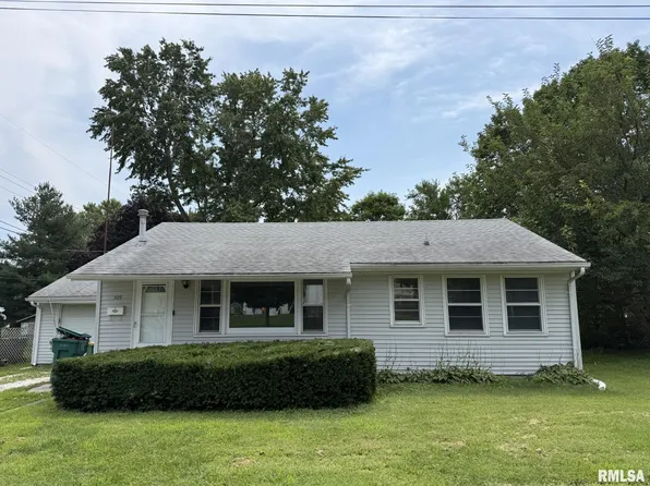 309 E Walker St, Macomb, IL 61455