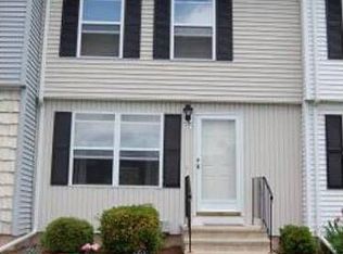 17 Summersweet Dr, Glastonbury, CT 06033