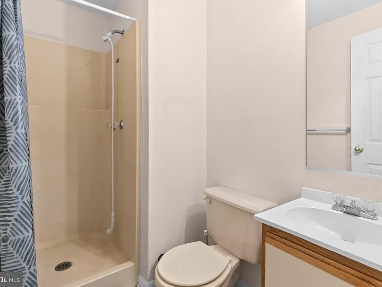 2125 Cedar Barn Way — Photo 17