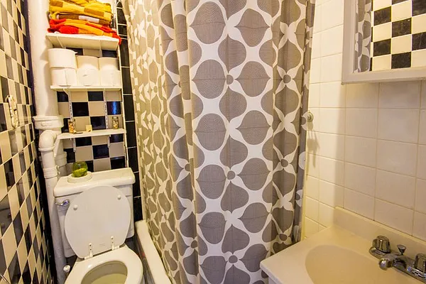 Rented by Twyford Real Estate | media 23