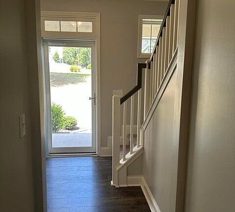 5th image of 540 Avenue Of The Carolinas