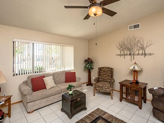 5th image of 1006 Pueblo Dr