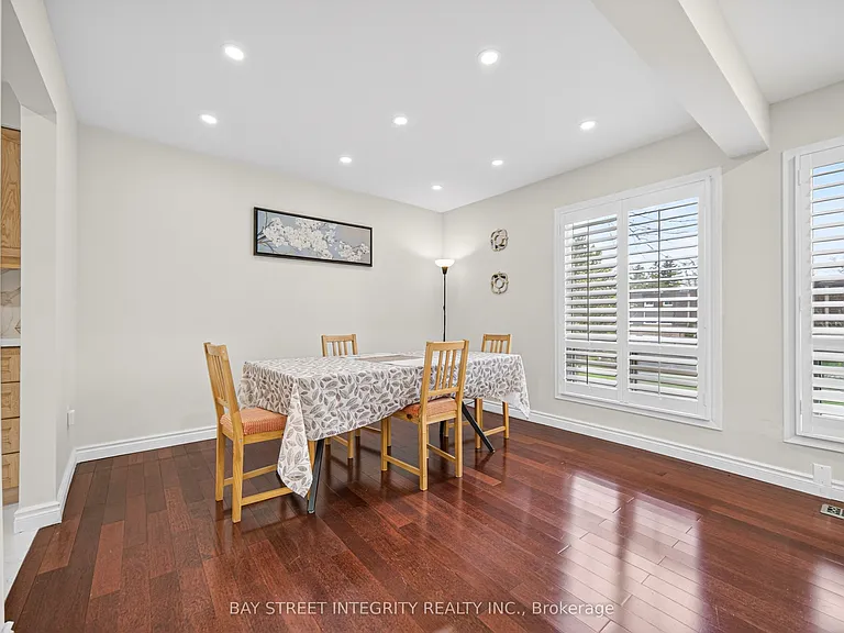 646 Village Pkwy #26 — Photo 11