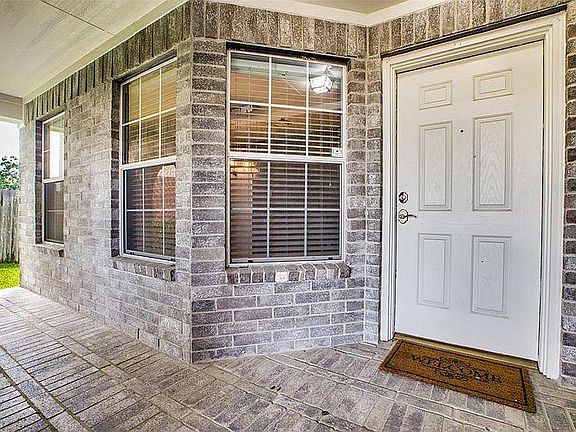 4th image of 2896 Sun River Ln