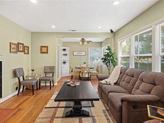 4th image of 541 E Harvard Pl