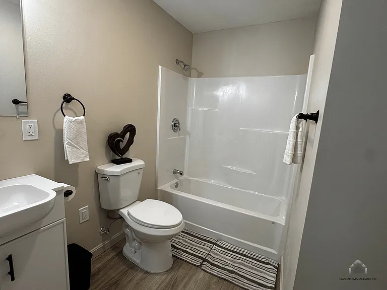22 Turner Ave #1 — Photo 15