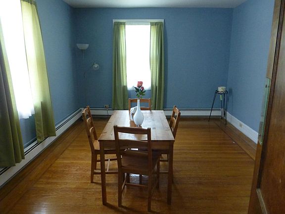 4th image of 498 Whitney Ave APT 2D
