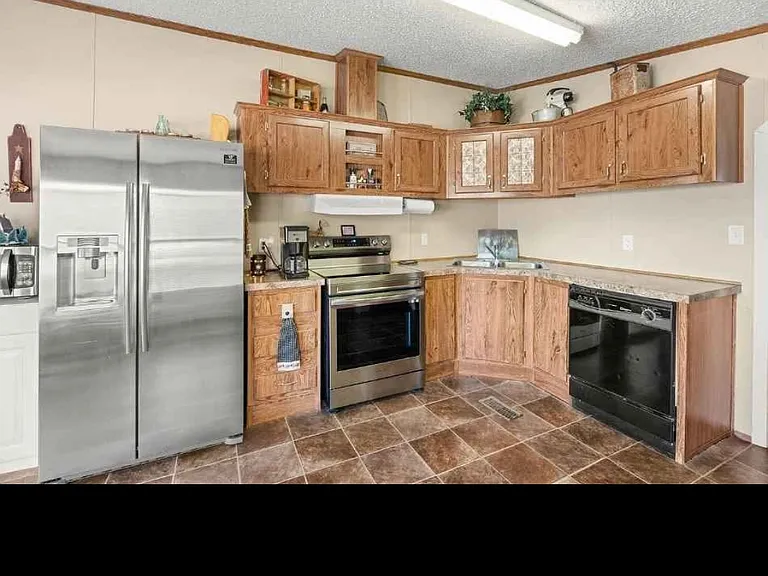 4823 Drake Rd — Photo 11
