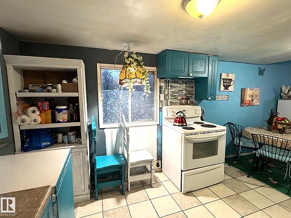 5th image of 4604 52nd St