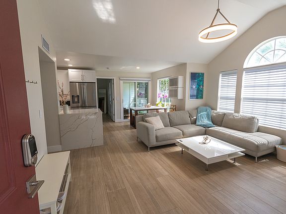 2nd image of 11526 Westwood Blvd APT 722