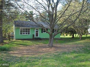 2046 Snydersburg Rd, Westminster, MD 21157