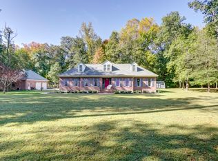 442 Woodruff Dr, Aylett, VA 23009