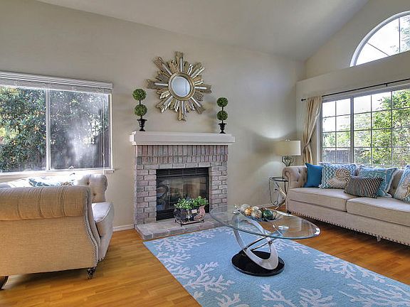 2nd image of 3332 Country Leaf Ct