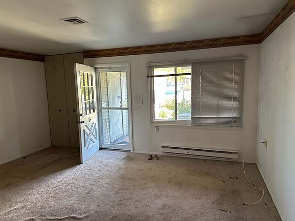 2nd image of 9 Farrington Ct