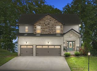 1381 Morning Star Dr, Clarksville, TN 37040