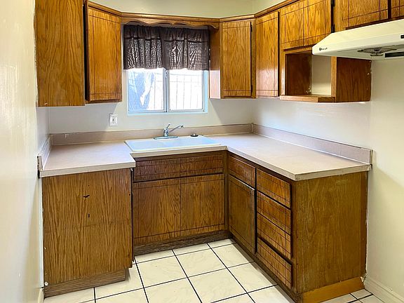 3rd image of 1613 S Sultana Ave #B