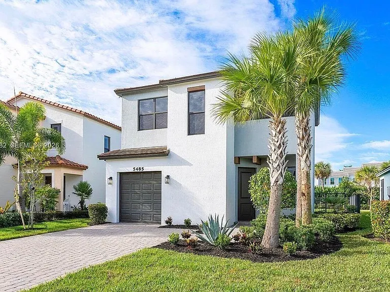 5485 Starfish Rd — Photo 2