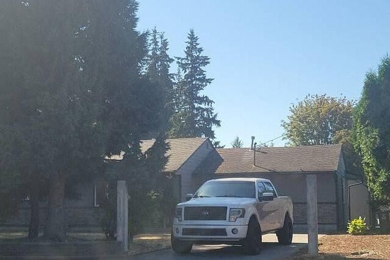 1st image of 5904 Grove St