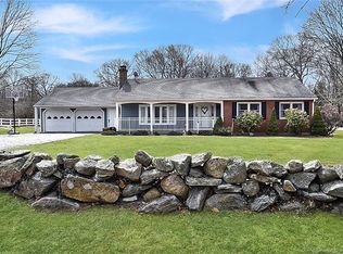 61 Braman Rd, Waterford, CT 06385