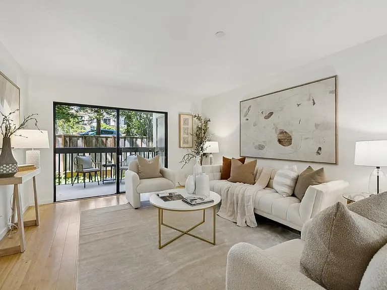 226 W Edith Ave #13 — Photo 7
