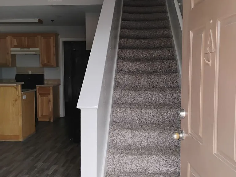 Lacy Loft — Photo 29