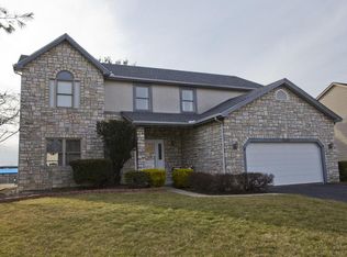 11208 Wyndham Cir, Pickerington, OH 43147