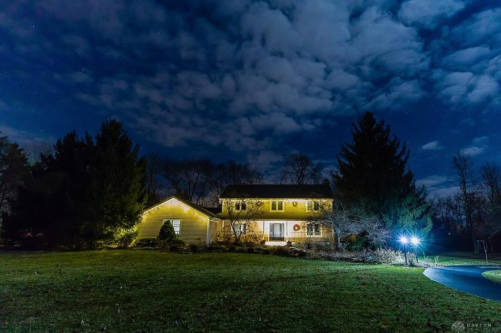 1052 Little Sugarcreek Rd, Dayton, OH 45440 Zillow