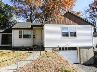 242 Woodcliff Rd, Newton, MA 02461